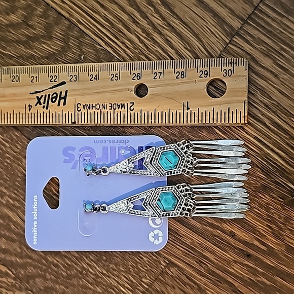 New Silver and Blue boho southwest dangling earrings - Picture 3 of 5